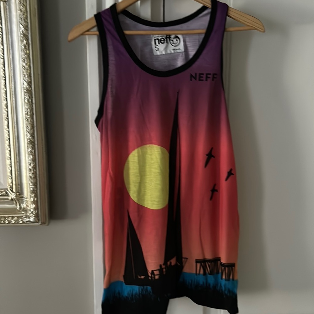 NEFF tank